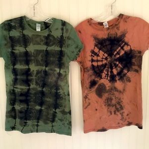 TWO slim fit tie dyes size S 💕
